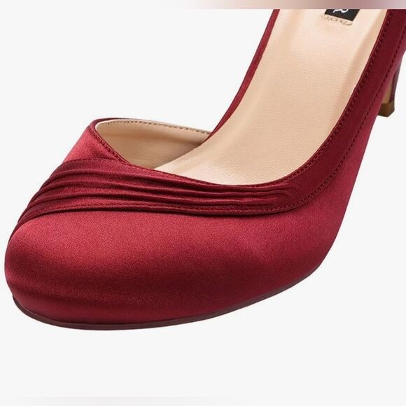🩵NWOB Burgundy Satin Ankle Strap Kitten Heels Size 8 - Picture 2 of 14